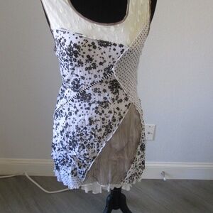 Fleur de Lis Dress -- Size Lg.
